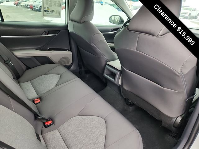 Used 2022 Toyota Camry LE FWD image 24
