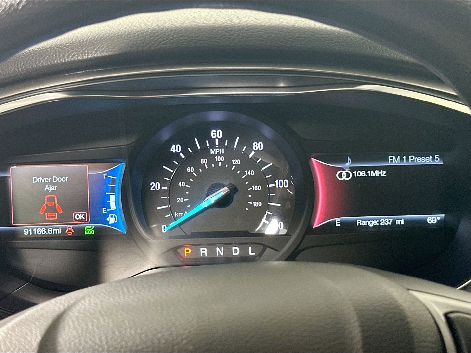 Used 2019 Ford Fusion SE image 10