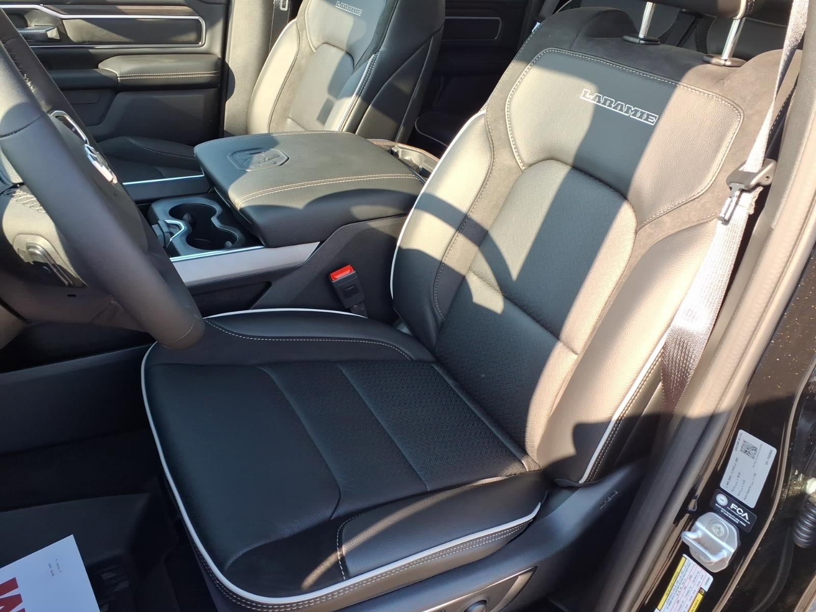 New 2026 RAM 1500 Laramie AWD/4WD image 9
