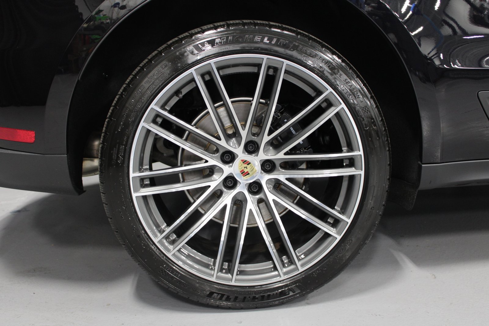 New 2026 Porsche Macan image 13