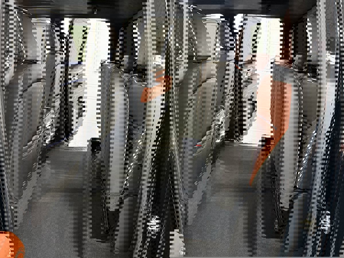 Used 2024 GMC Sierra 2500 Denali Ultimate image 18