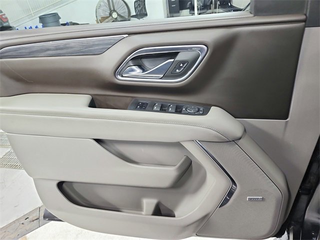 Used 2023 GMC Yukon SLT image 35