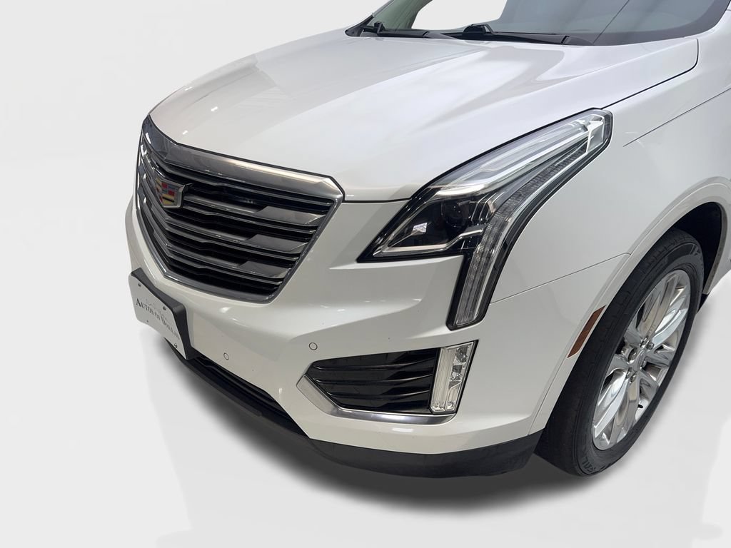 Used 2019 Cadillac XT5 Premium Luxury FWD image 16