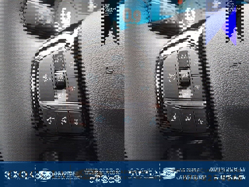 Certified 2023 Ford Escape Platinum w/ Class II Trailer Tow Package image 22