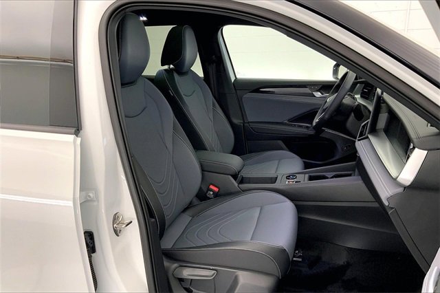 New 2026 Volkswagen Tiguan SE R-Line image 9