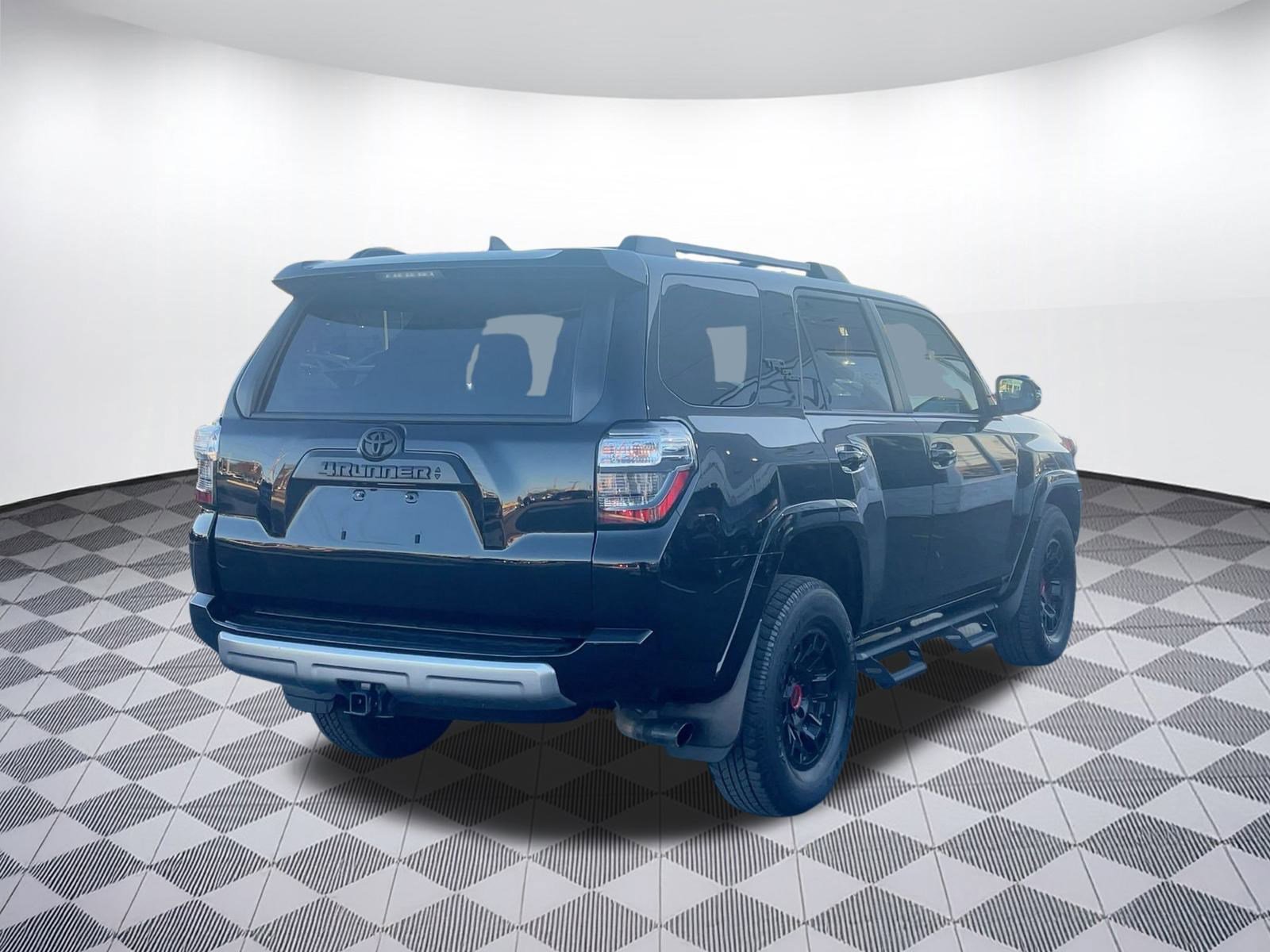 Used 2022 Toyota 4Runner TRD Off-Road Premium image 9