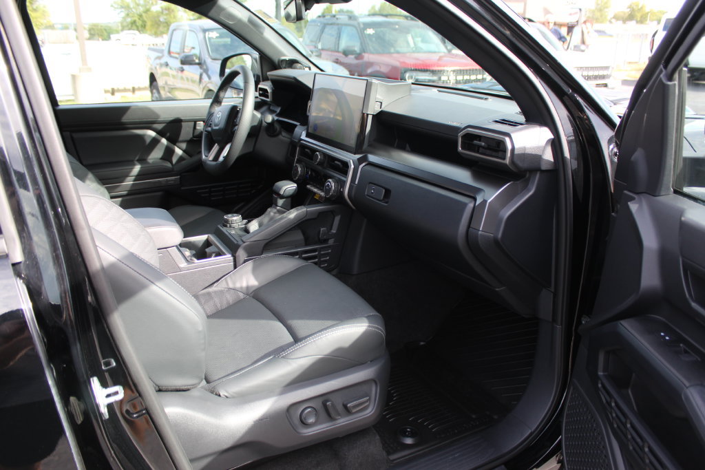 Used 2026 Toyota 4Runner TRD Sport Premium AWD/4WD image 12