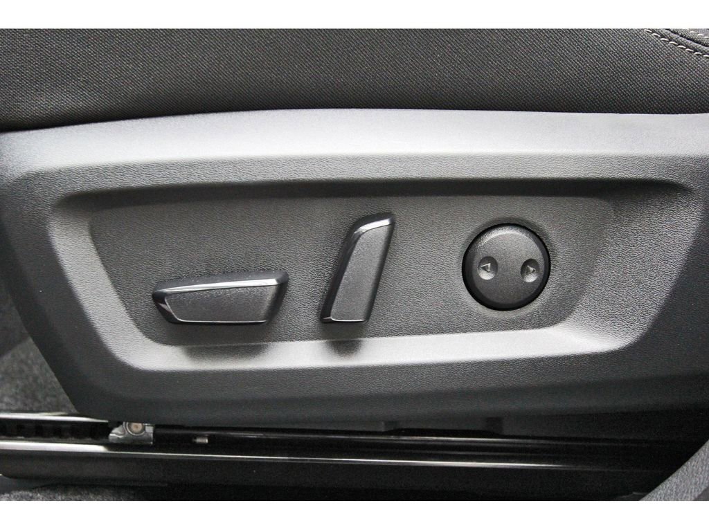 New 2026 Nissan Rogue SV image 22