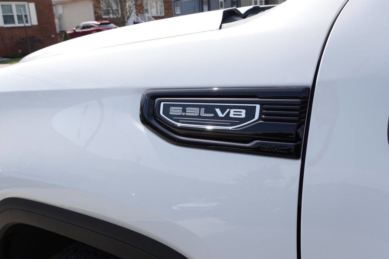 Used 2023 GMC Sierra 1500 Pro w/ Graphite Edition AWD/4WD image 14