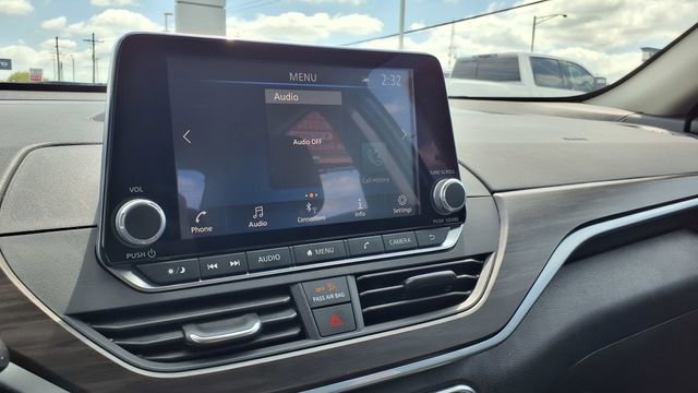 Used 2025 Nissan Altima 2.5 SV image 24