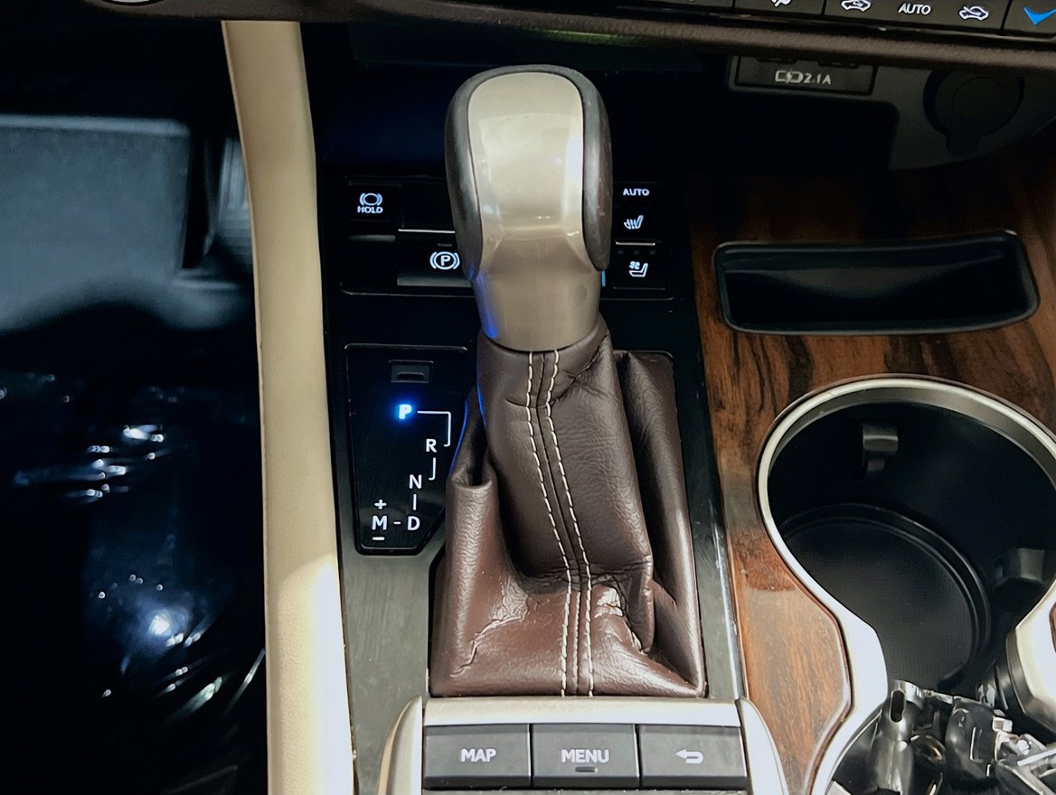 Used 2020 Lexus RX 350L FWD w/ Premium Package image 13