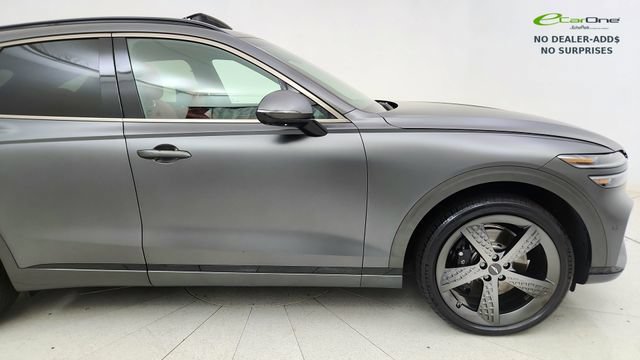 Used 2024 Genesis GV70 3.5T Sport w/ Sport Prestige Package AWD/4WD image 7