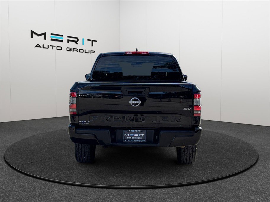 Used 2022 Nissan Frontier SV image 8