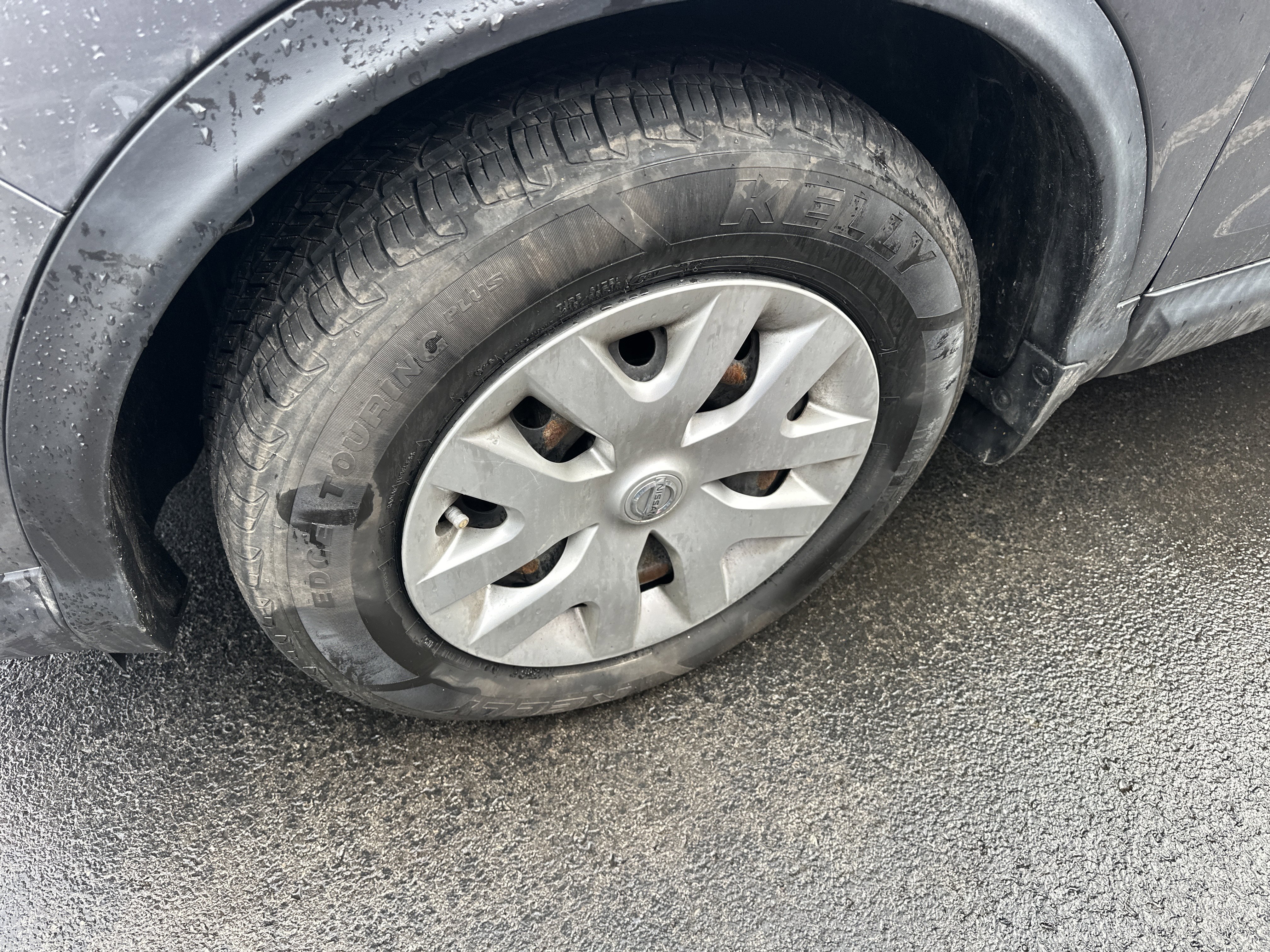 Used 2020 Nissan Rogue Sport S image 12