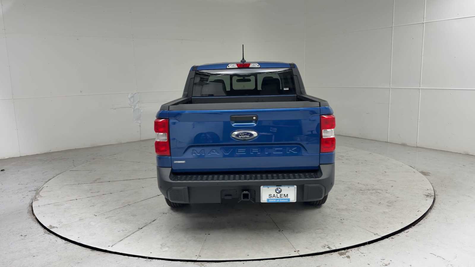 Used 2024 Ford Maverick Lariat FWD image 3