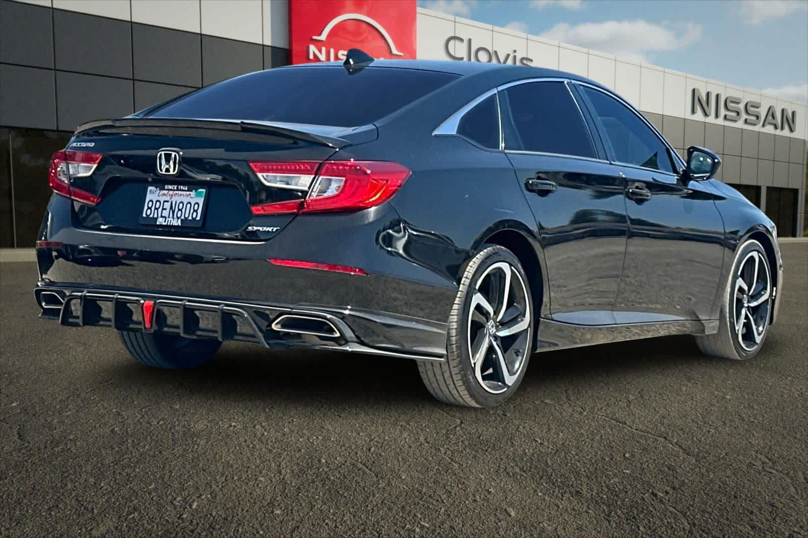 Used 2020 Honda Accord Sport image 3