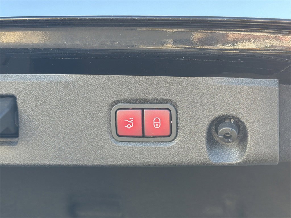 Used 2013 Mercedes-Benz CLS 550 4MATIC image 16