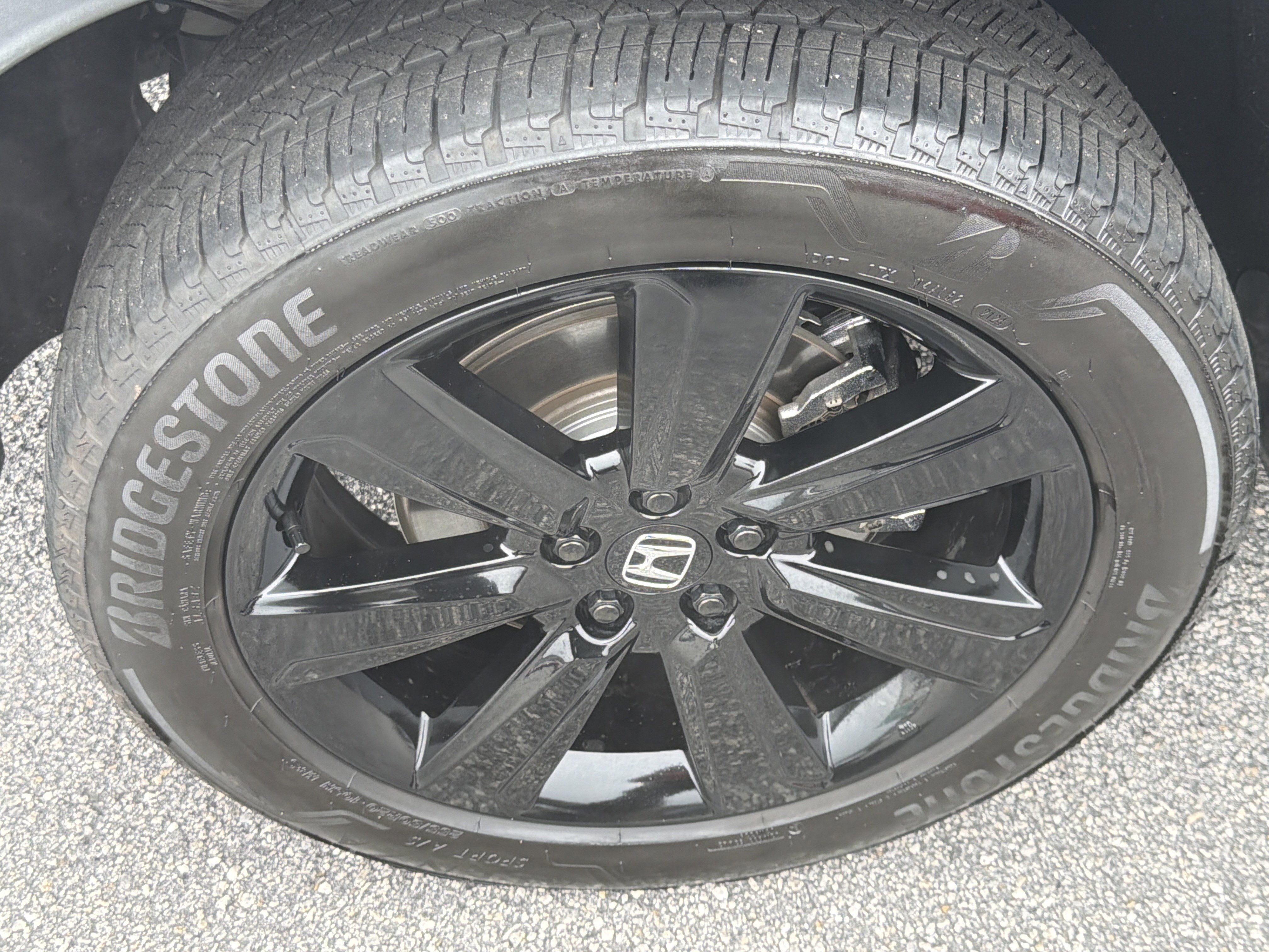 Used 2025 Honda Pilot Black Edition image 28