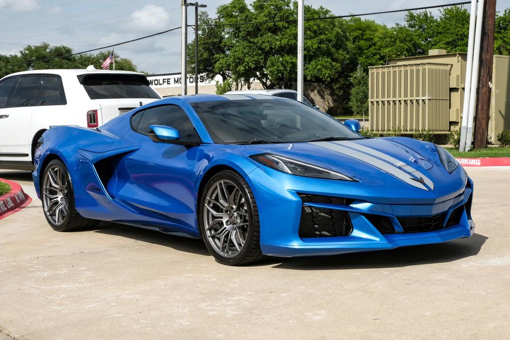 Used 2024 Chevrolet Corvette Z06 image 3