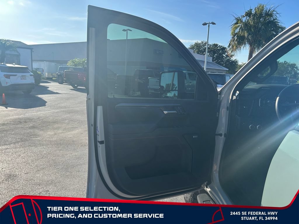 Certified 2026 GMC Sierra 2500 AT4 w/ AT4 Premium Plus Package AWD/4WD image 12