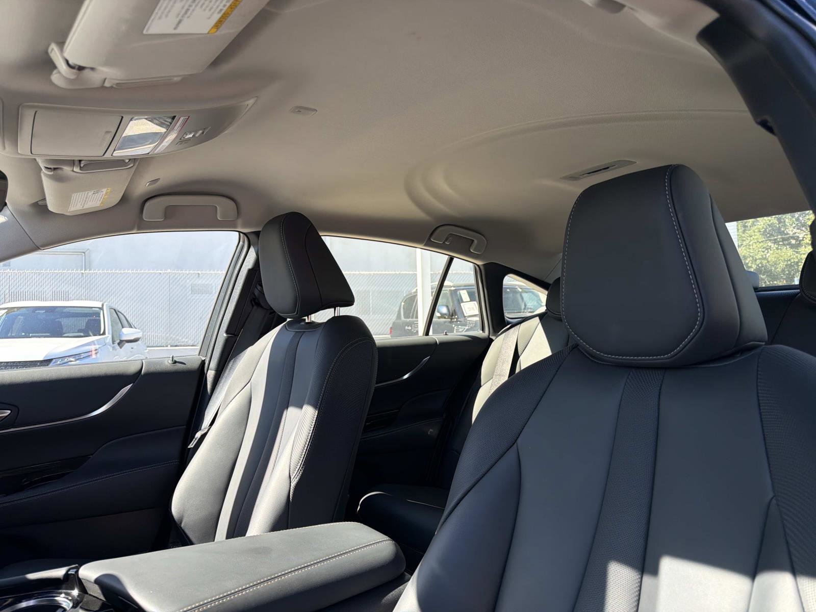 Used 2024 Toyota Mirai XLE Sedan RWD image 16