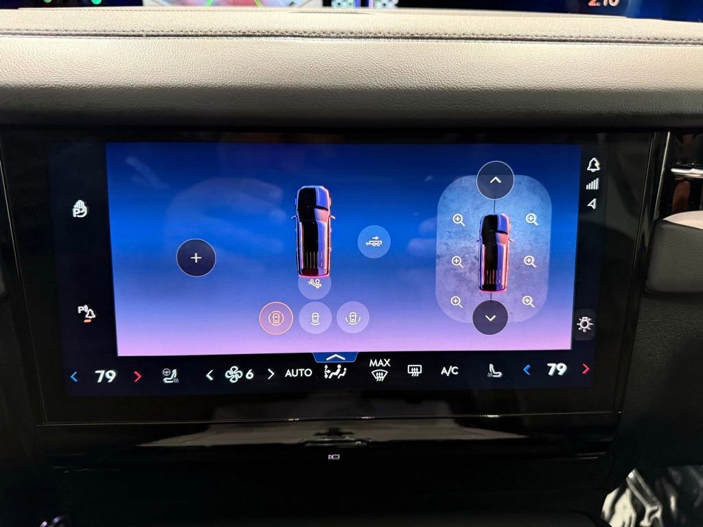 Used 2025 Lincoln Navigator L Reserve image 44