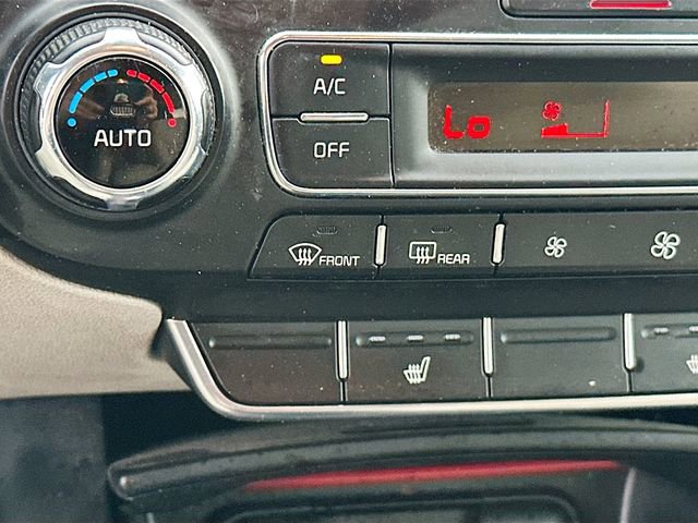 Used 2020 Kia Sorento LX w/ LX I4 Convenience Package image 19