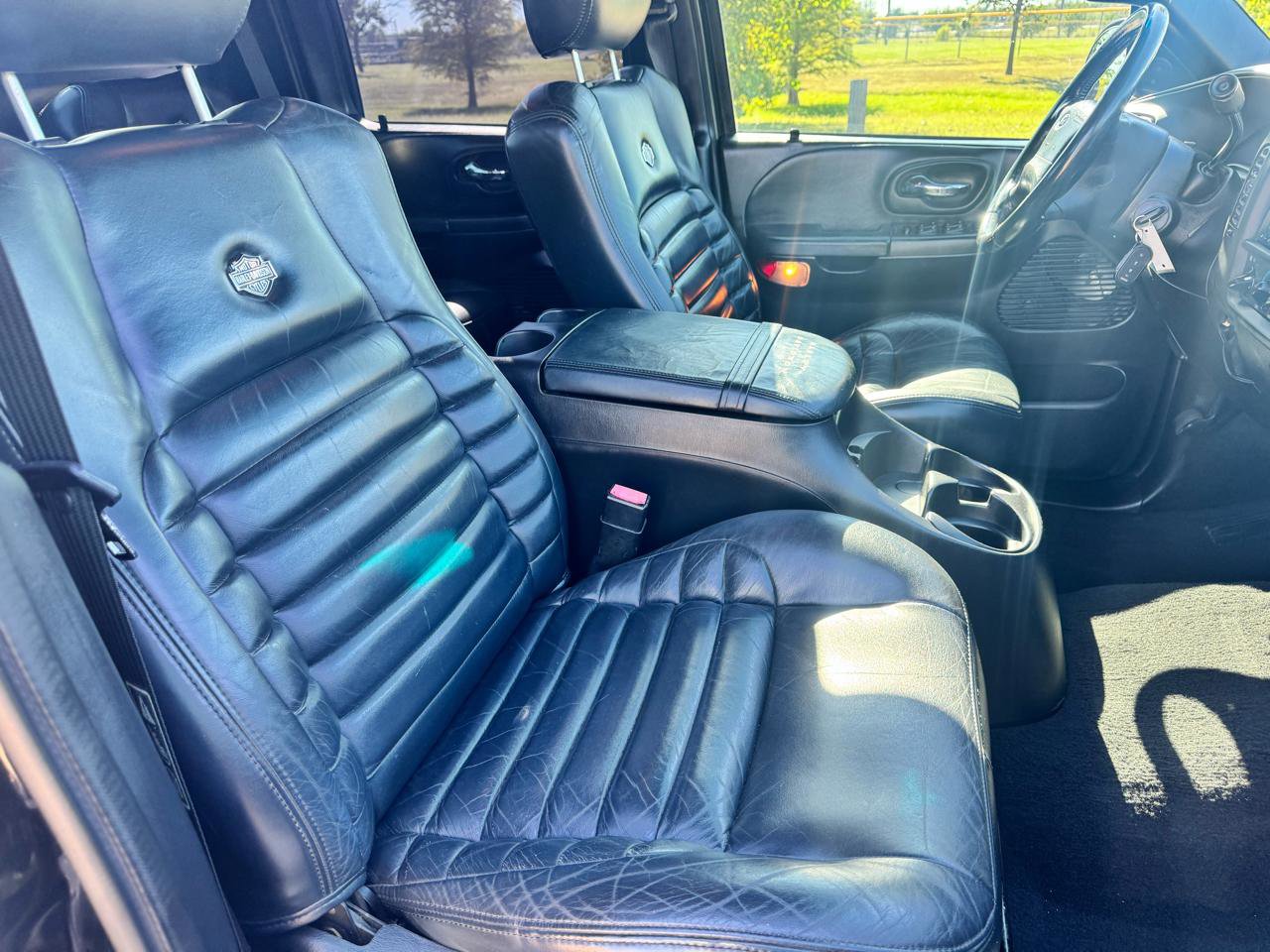 Used 2001 Ford F150 Harley-Davidson RWD image 12