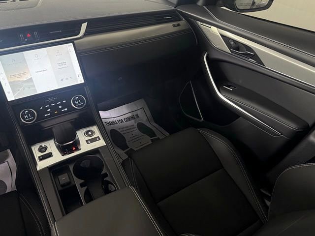 New 2026 Jaguar F-PACE R-Dynamic S image 24