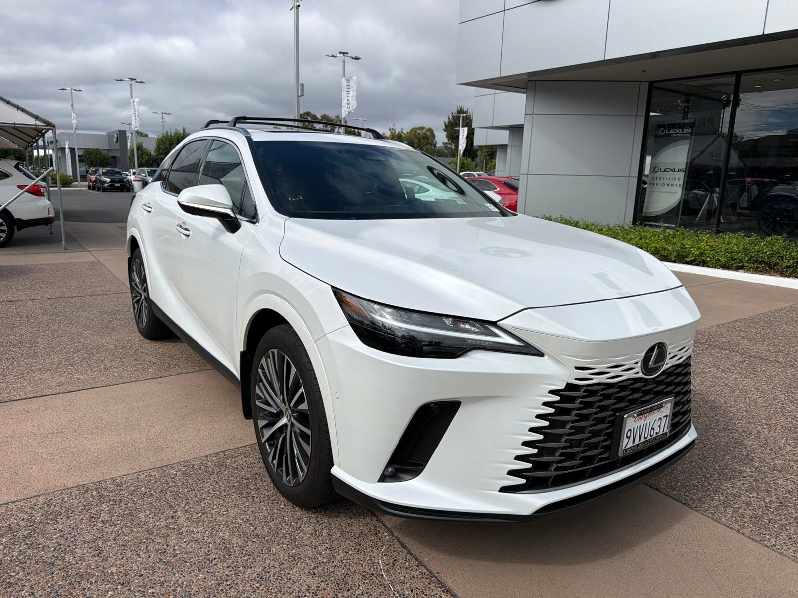 Certified 2025 Lexus RX 350 w/ Convenience Package AWD/4WD image 2