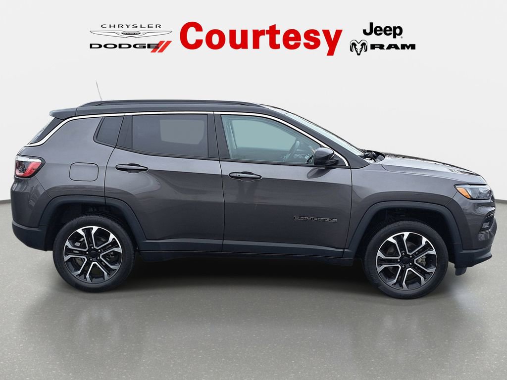 Certified 2022 Jeep Compass Limited AWD/4WD image 4