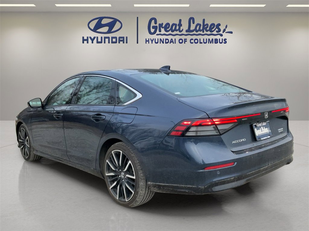 Used 2023 Honda Accord Touring image 3
