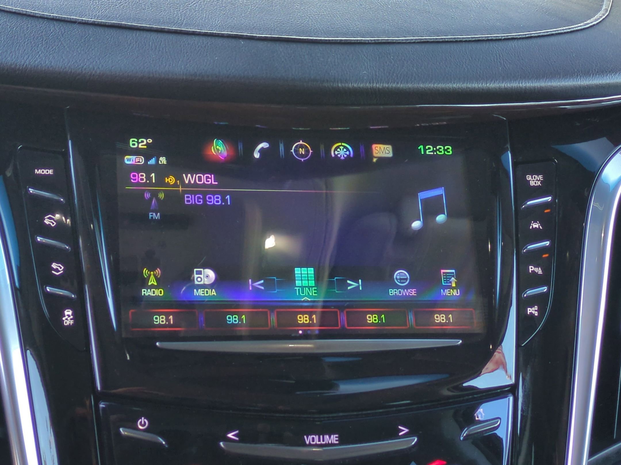 Certified 2020 Cadillac Escalade Luxury image 13