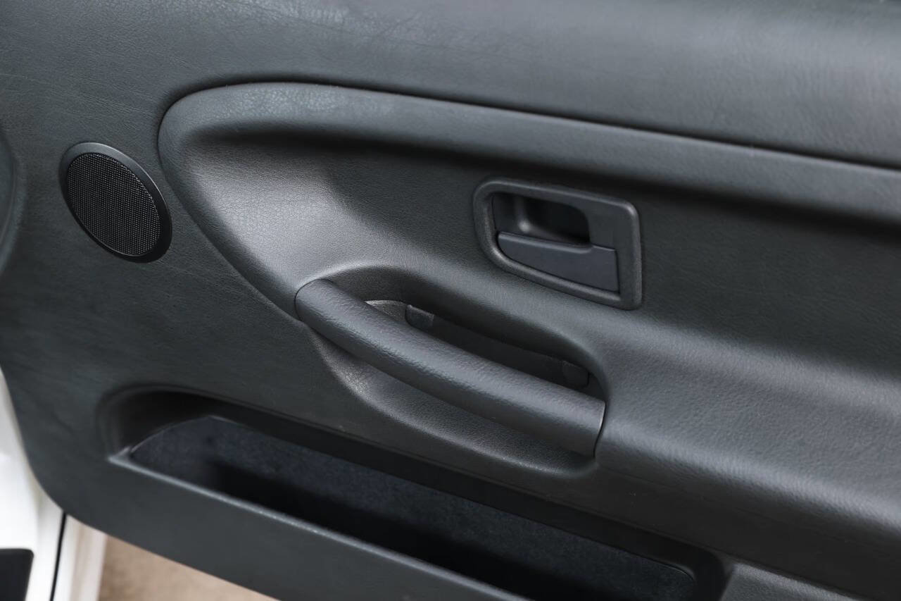 Used 1995 BMW M3 Coupe image 34