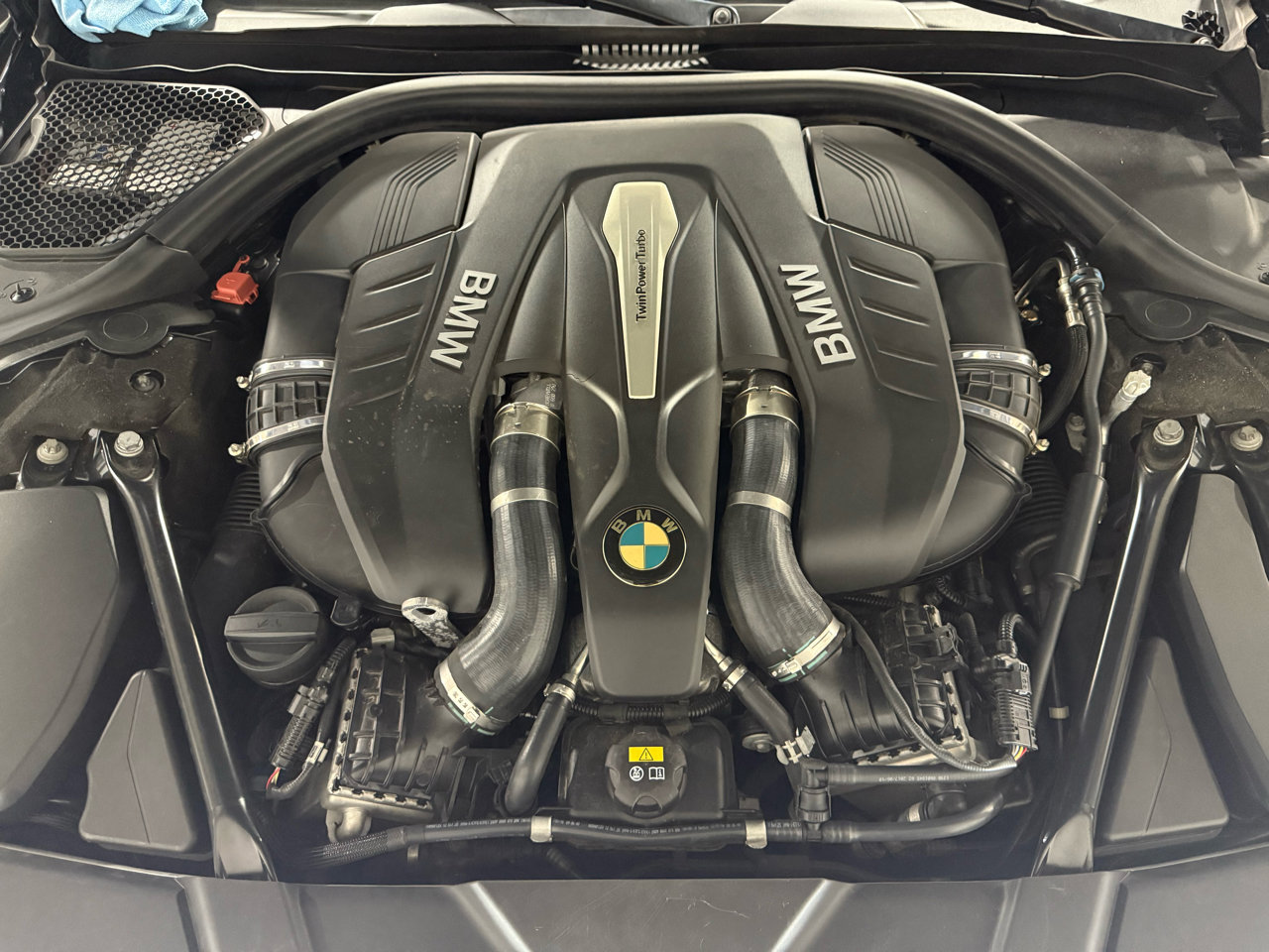 Used 2018 BMW 750i xDrive image 51