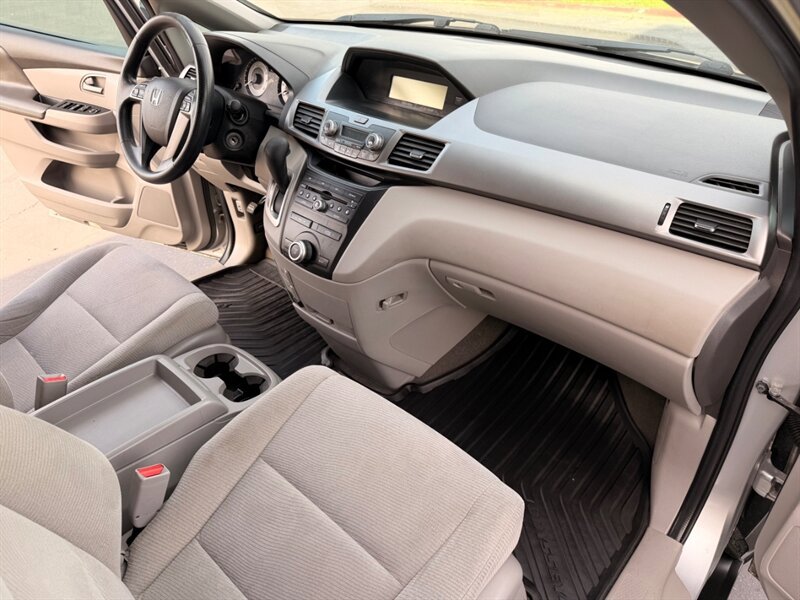 Used 2011 Honda Odyssey EX image 43