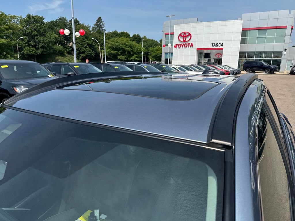 Used 2026 Toyota Corolla Cross XLE w/ Convenience Package AWD/4WD image 44