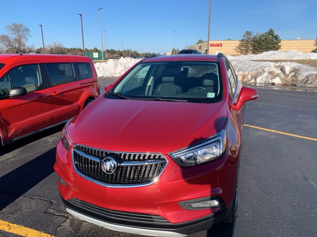 Used 2019 Buick Encore Sport Touring w/ LPO, Active Package image 4