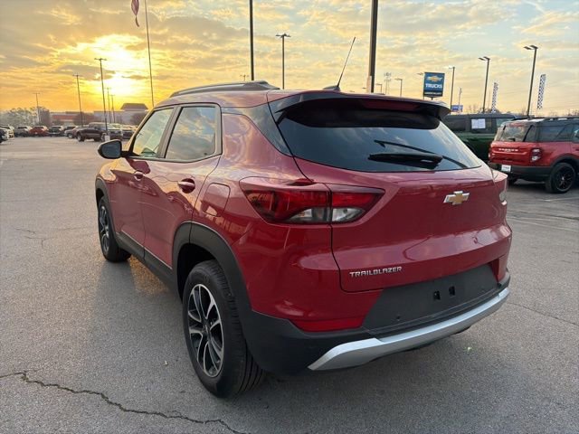 Used 2026 Chevrolet TrailBlazer LT w/ LT Cold Weather Package image 5