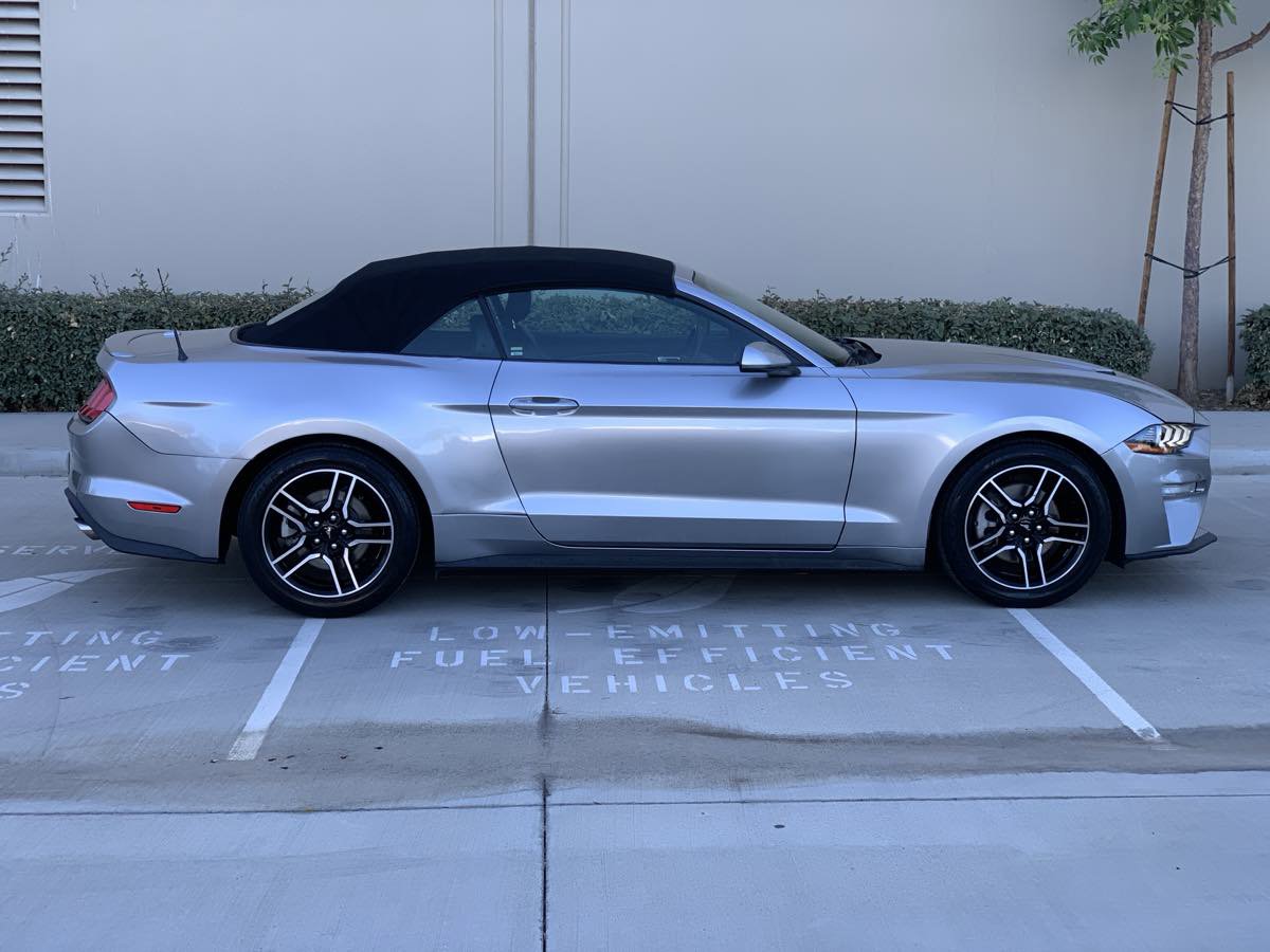 Used 2021 Ford Mustang Premium image 4