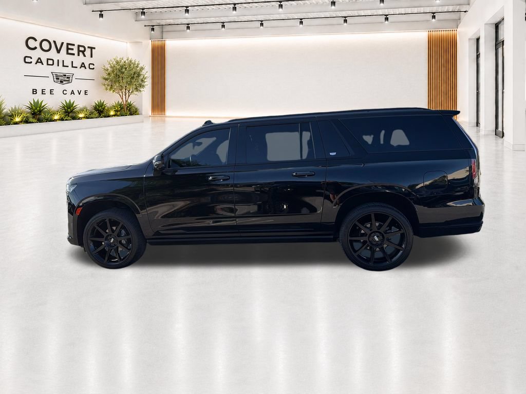 Used 2022 Cadillac Escalade ESV Sport w/ Touring Package AWD/4WD image 6
