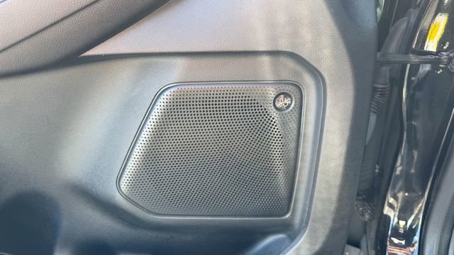 Used 2021 Ford Escape Titanium image 17