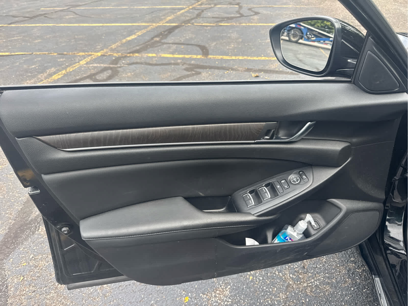 Used 2021 Honda Accord EX image 8