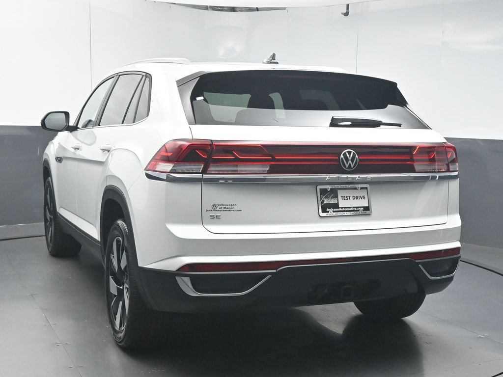 New 2026 Volkswagen Atlas Cross Sport SE FWD image 6