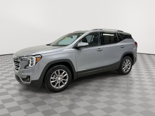 Certified 2024 GMC Terrain SLT w/ Infotainment Package II image 7