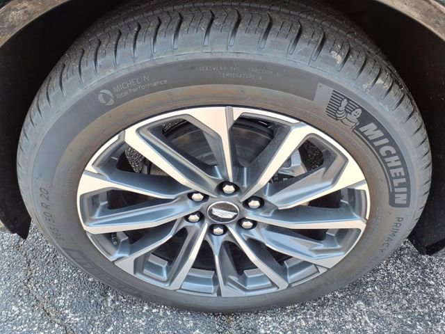 New 2025 Cadillac Lyriq Sport image 12