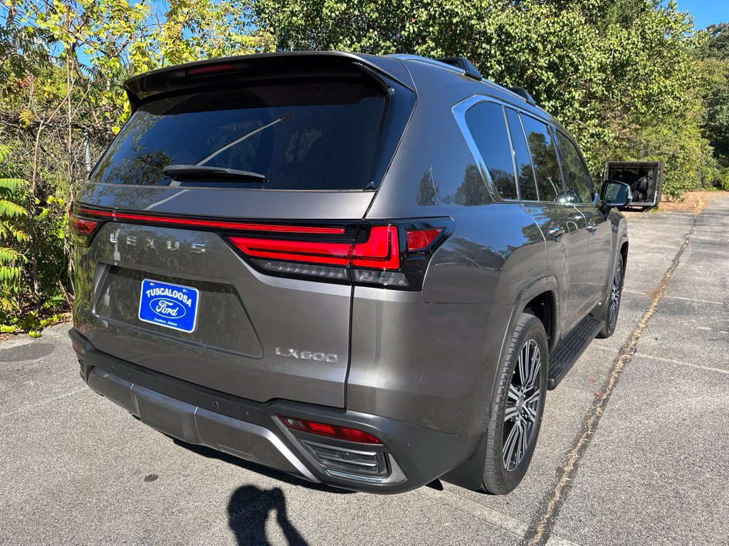 Used 2023 Lexus LX 600 4WD w/ Accessory Package (Z1) image 3