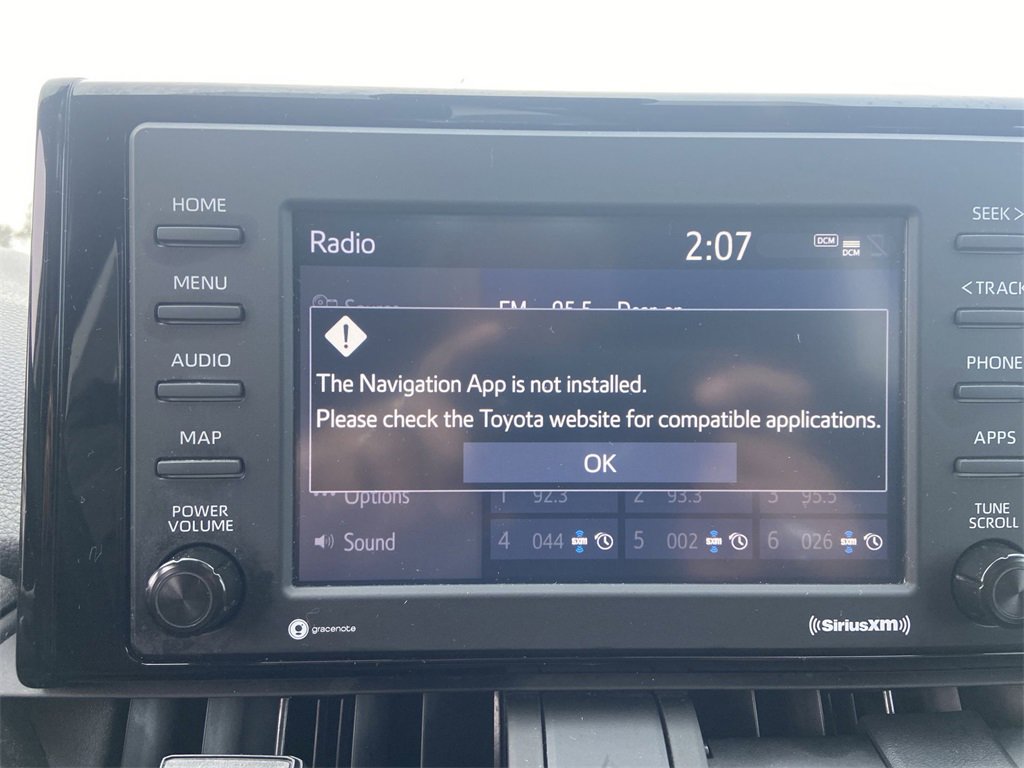 Used 2022 Toyota RAV4 LE image 14