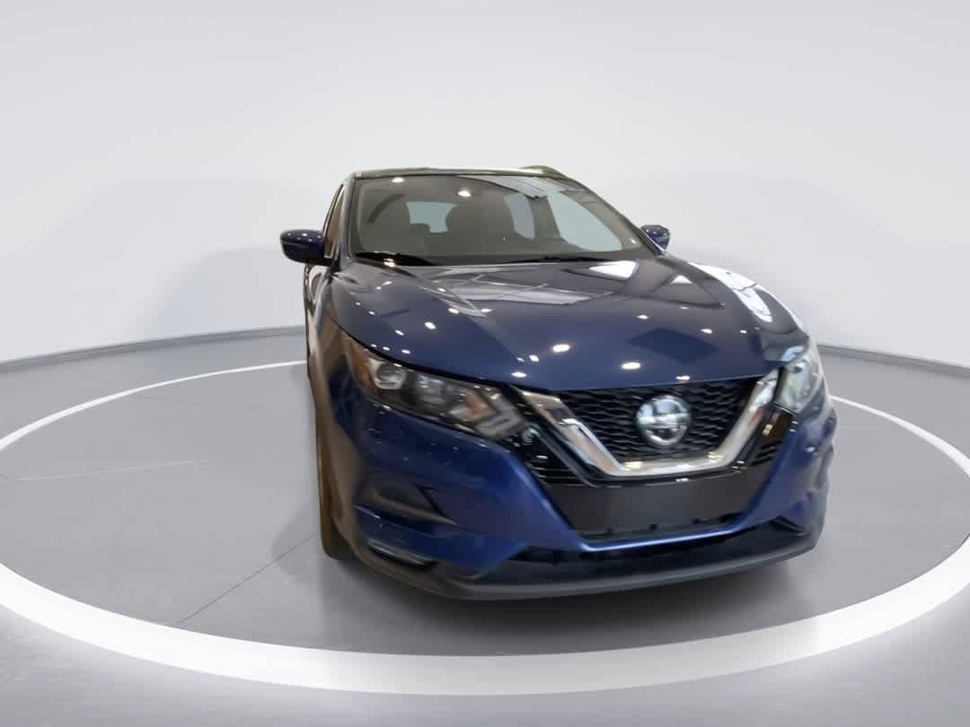 Used 2020 Nissan Rogue Sport SV w/ All-Weather Package AWD/4WD image 3
