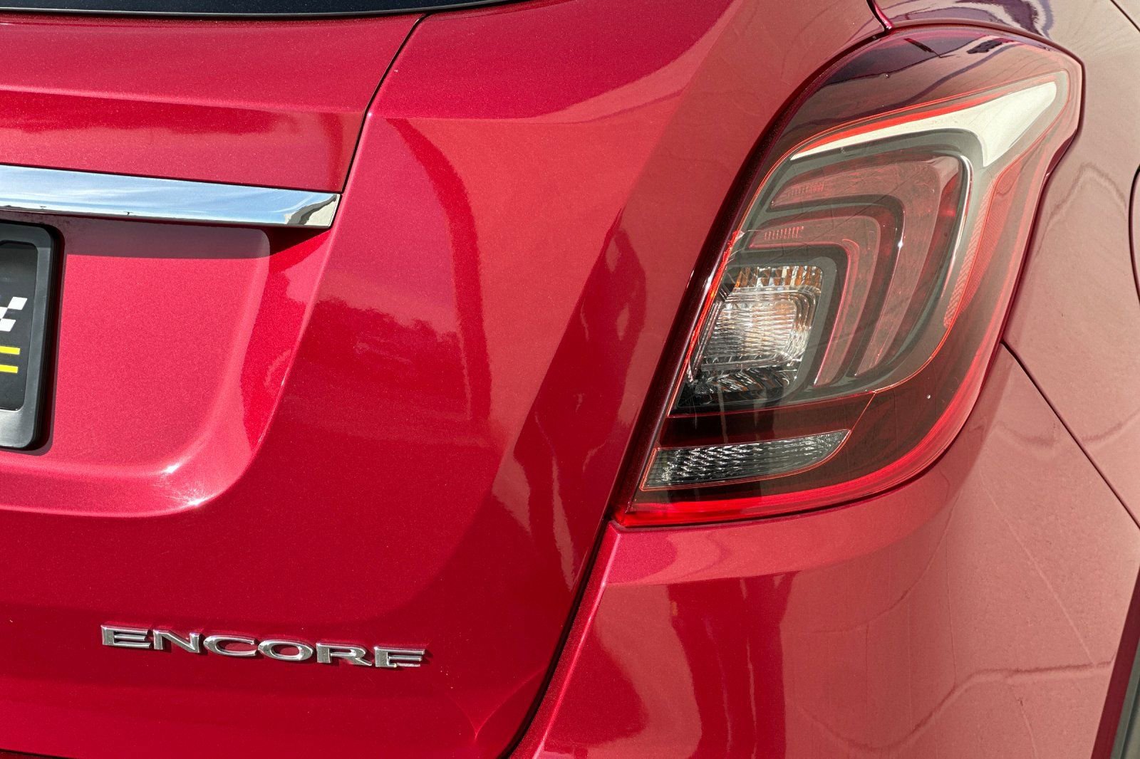 Certified 2018 Buick Encore Preferred image 36